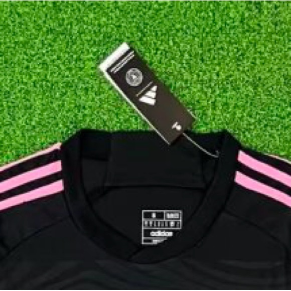 Inter Miami away fans issue 24/25 - Picture 3 of 3